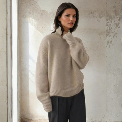 Sweter z golfem z miękkiej wełny